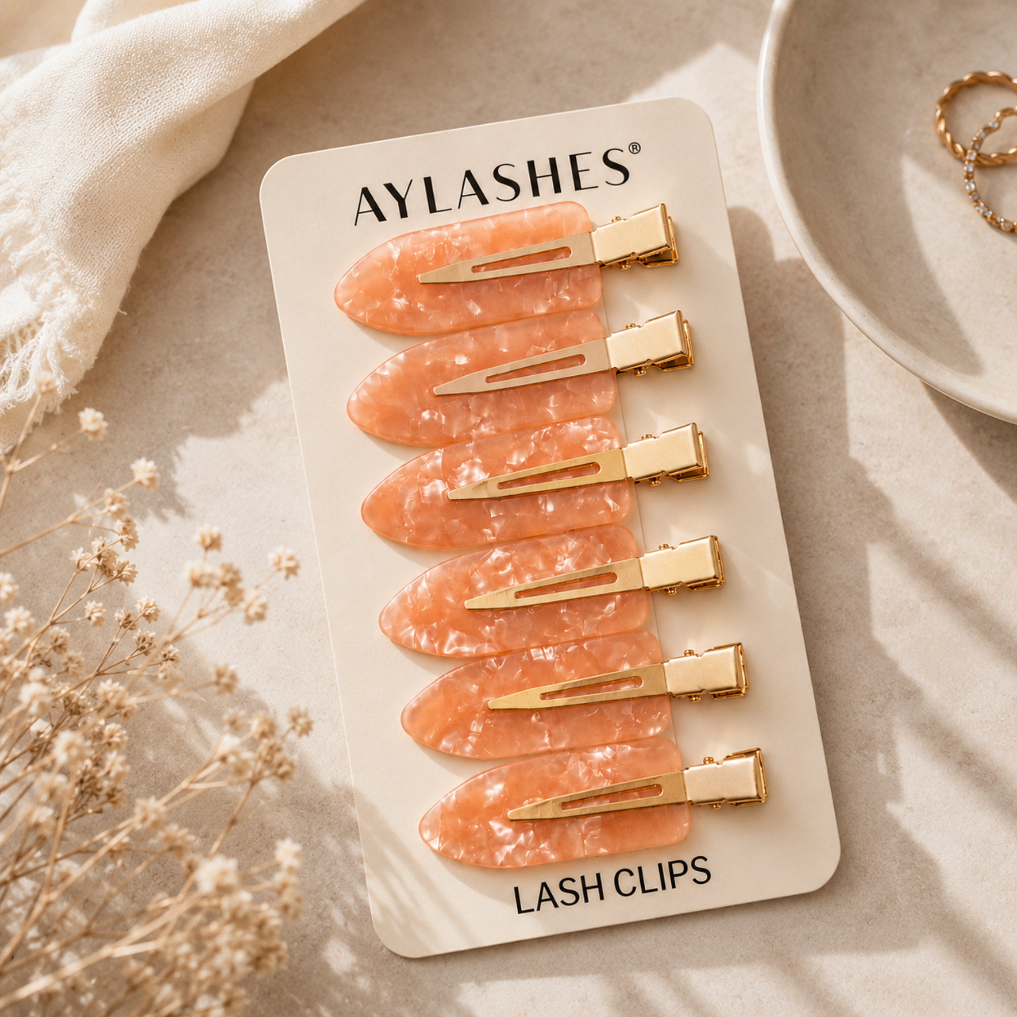 LASH CLIPS